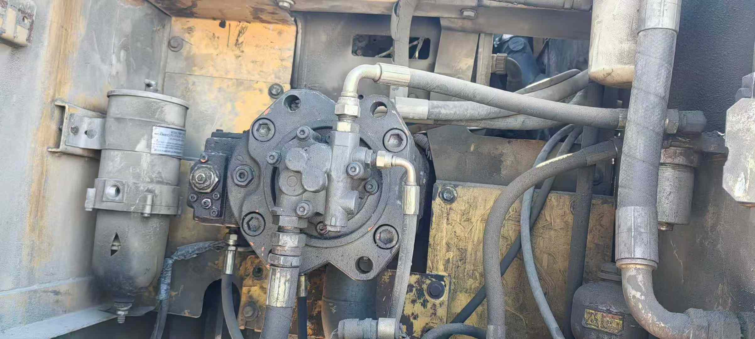 Used Volvo EW210C Excavator 2016 Model / 7