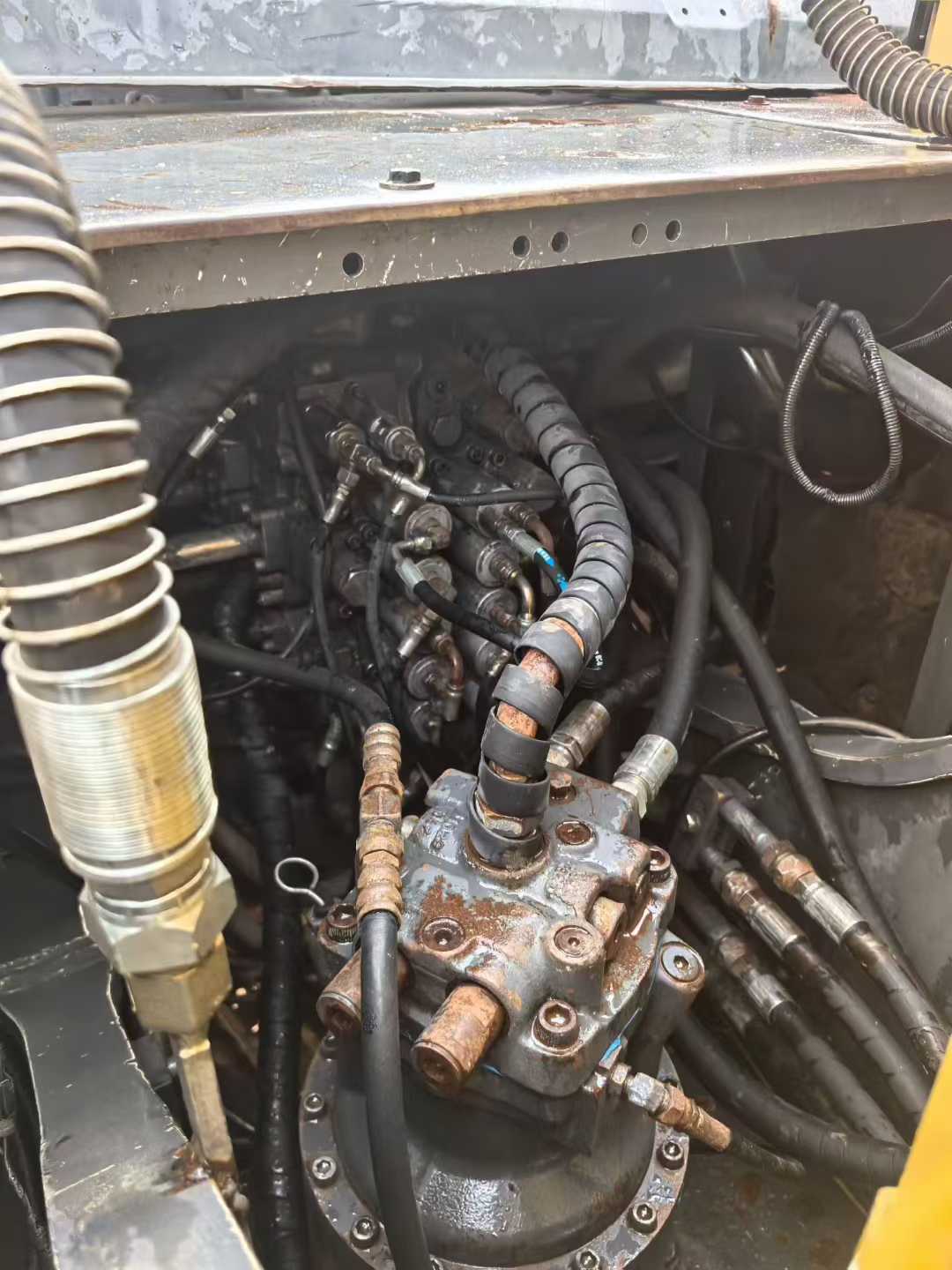 Used Sumitomo SH200 Excavator 2016 Model / 7