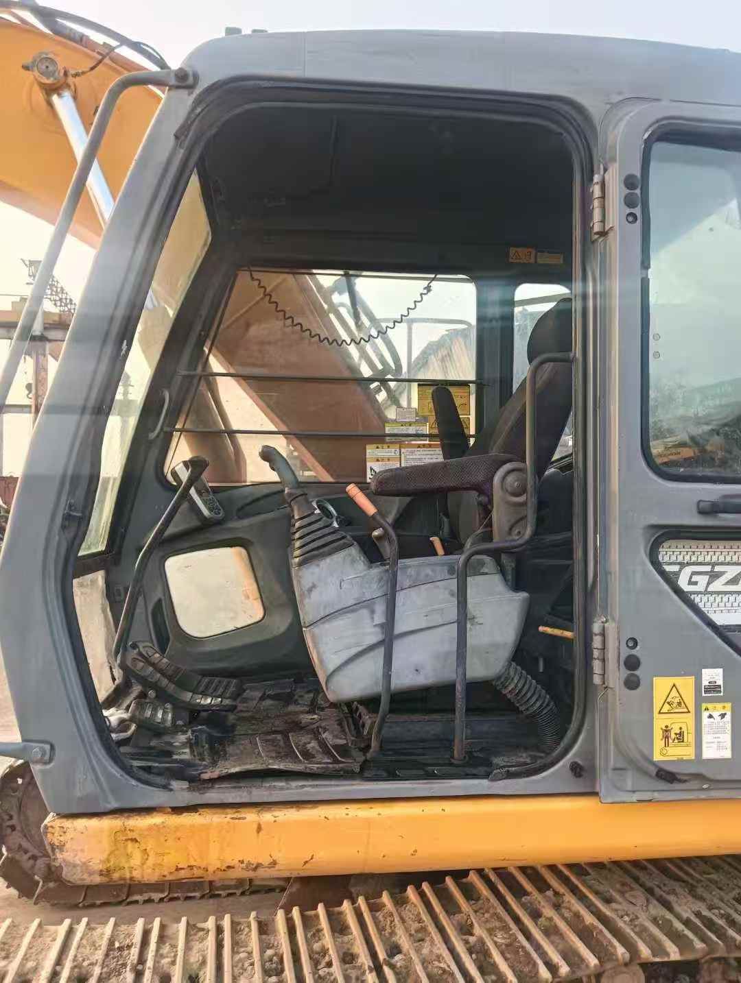 Used Kato HD512R Excavator 2016 Model / 6