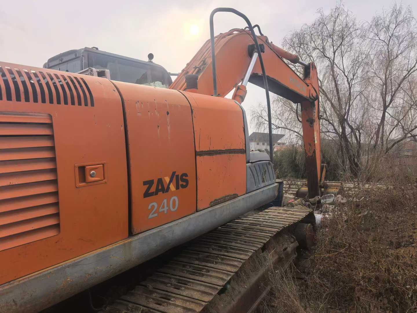 Used Hitachi ZX240-3 Excavator 2016 Model / 2