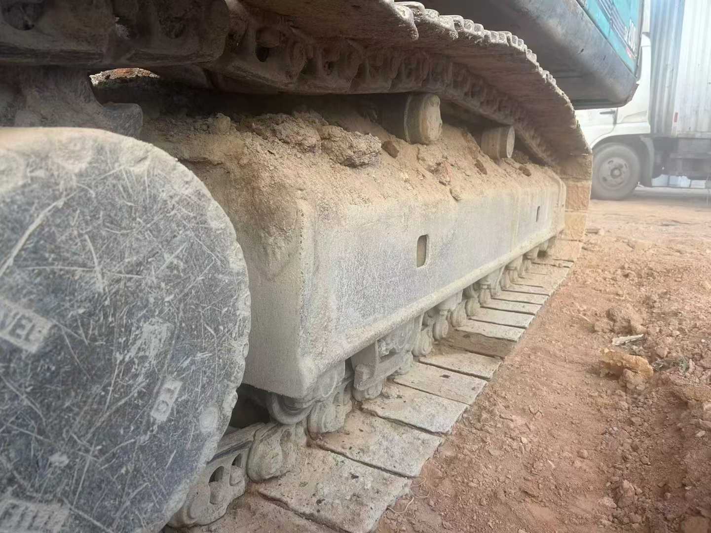 Used Kobelco SK200 Excavator 2016 Model / 4