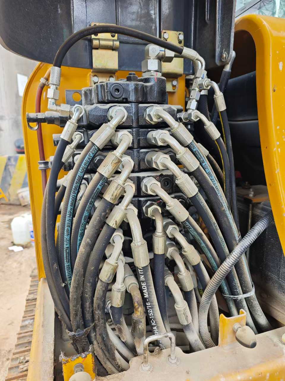 Used XCMG XE60 Excavator 2022 Model / 2