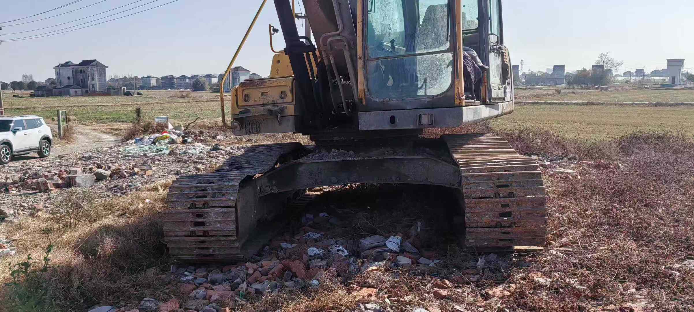 Used Volvo EW210C Excavator 2016 Model / 3