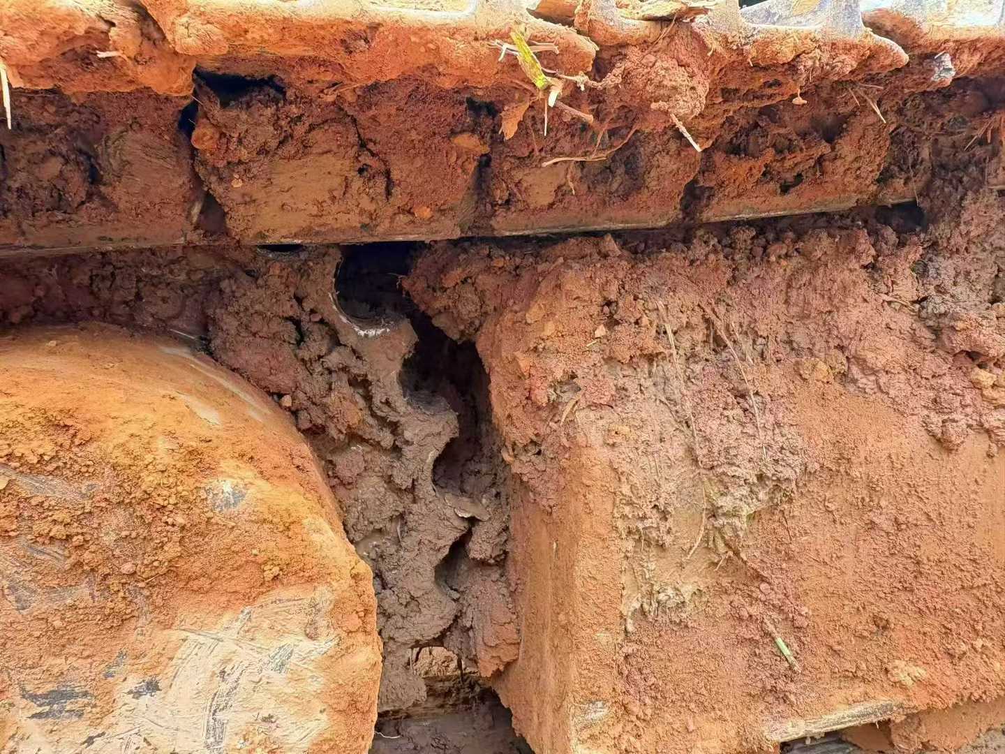 Used Kobelco SK210 Excavator 2011 Model / 8