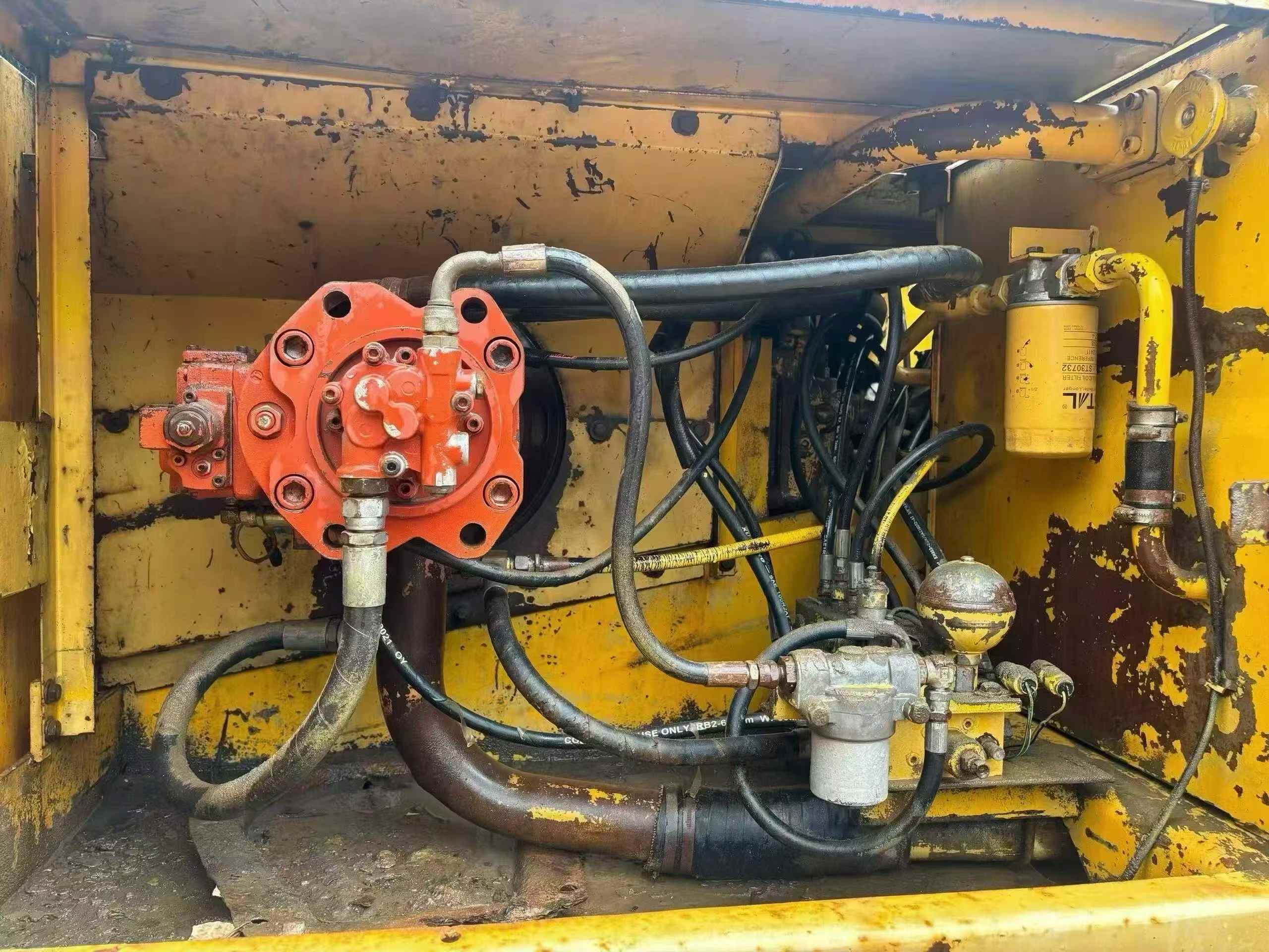 Used Caterpillar CT20 Excavator 2016 Model / 6