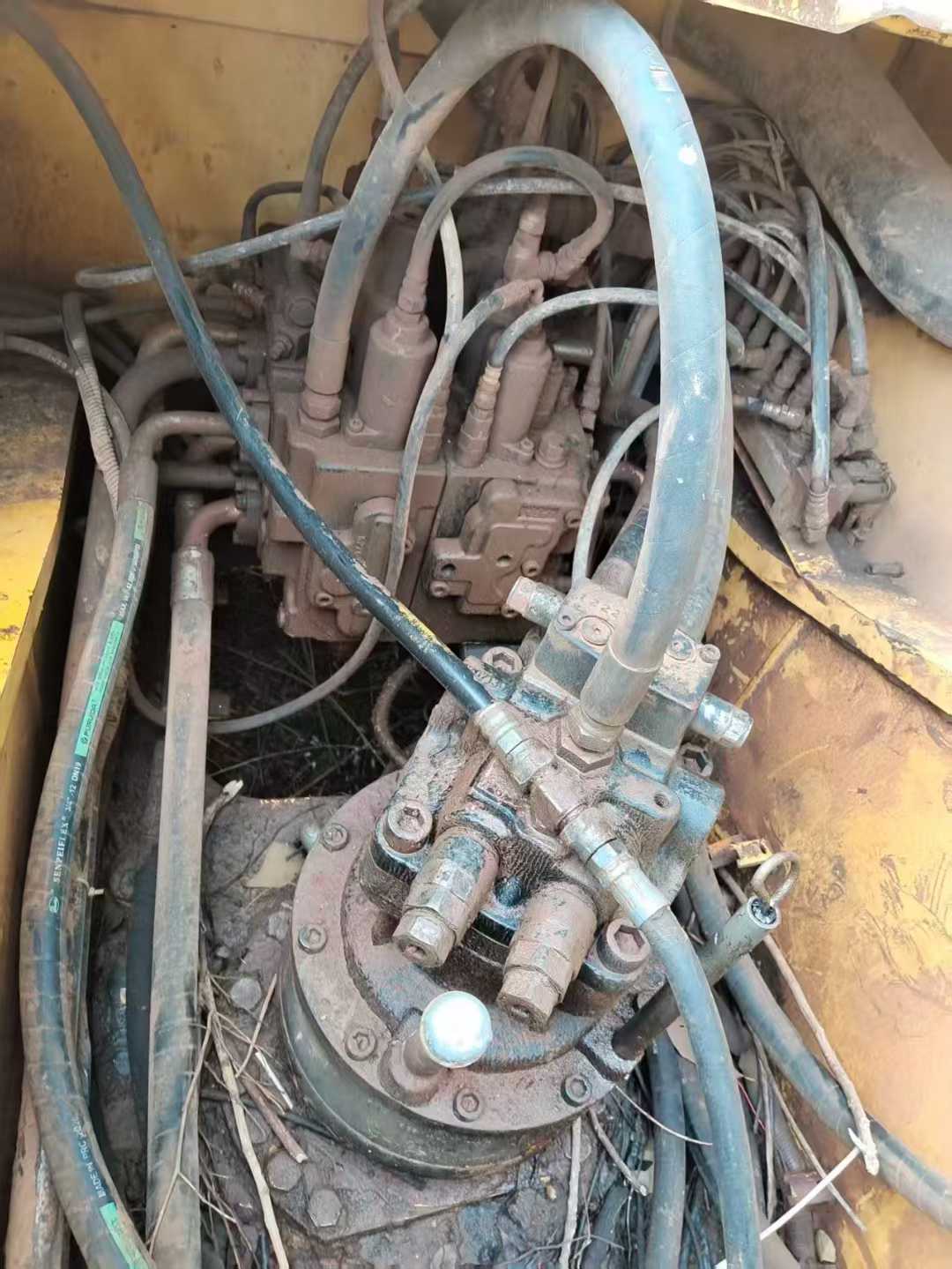 Used Kobelco SK210 Excavator 2016 Model / 3