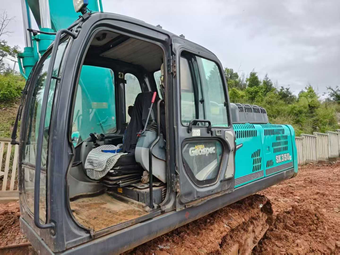 Used Kobelco SK350LC SuperX Excavator 2010 Model / 2