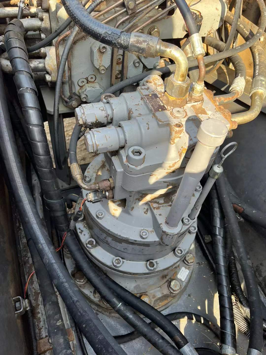 Used Hitachi ZX200-3G Excavator 2016 Model / 7