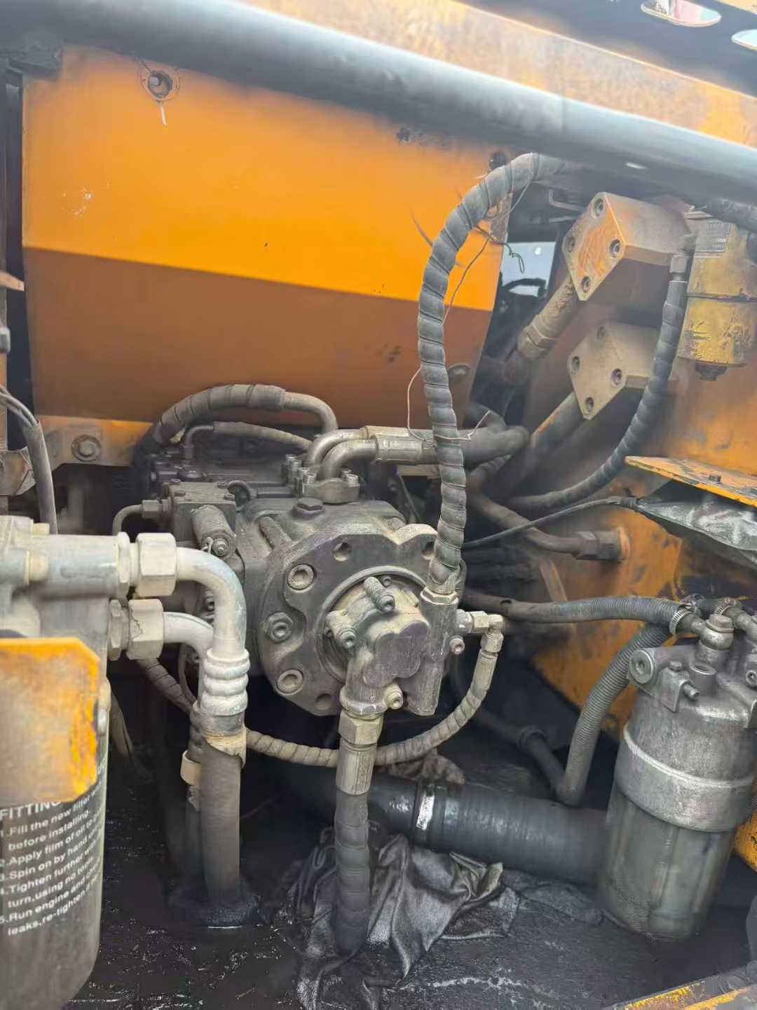 Used Sany SY135 Excavator 2016 Model / 3