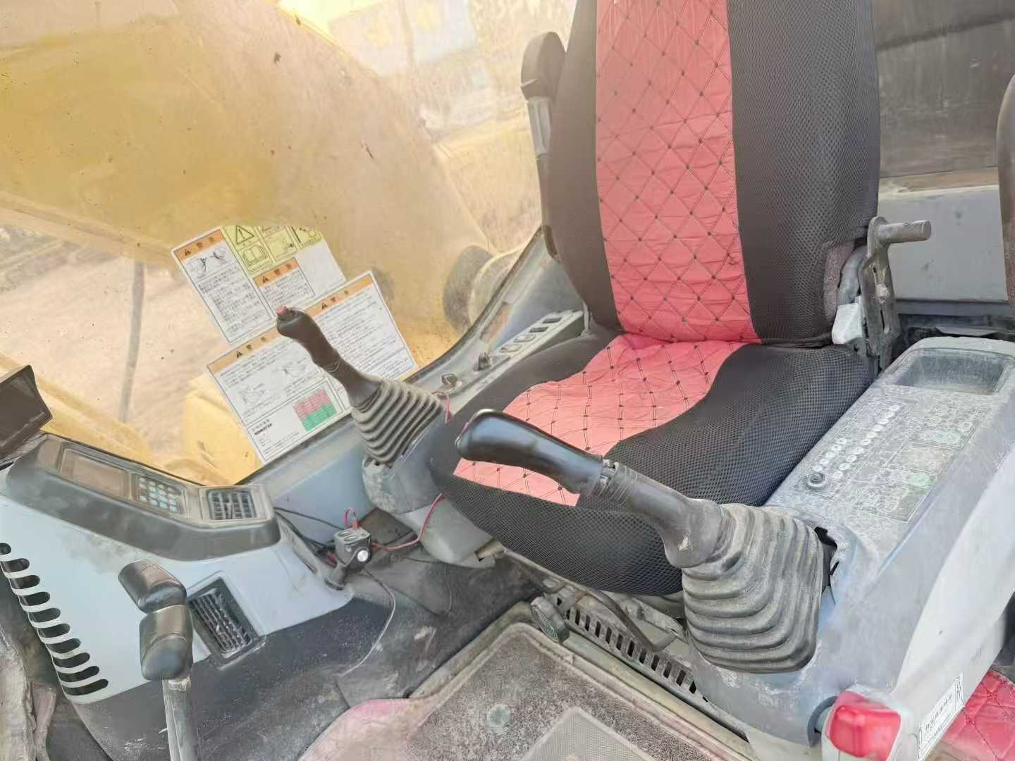 Used Komatsu PW200-7 Excavator 2016 Model / 4