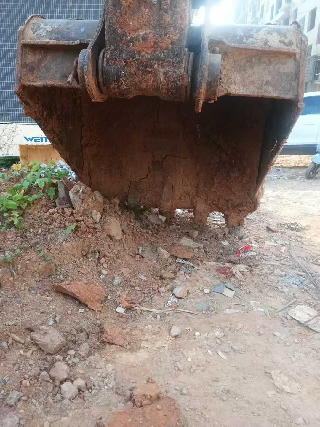 Used Komatsu PC200 Excavator 2016 Model / 9