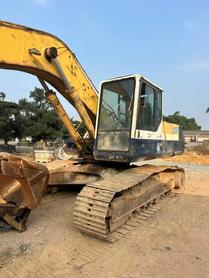Buy Komatsu PC220-5 Used Excavator / 3 Used Komatsu PC220-5 Excavator 2016 Model / 3