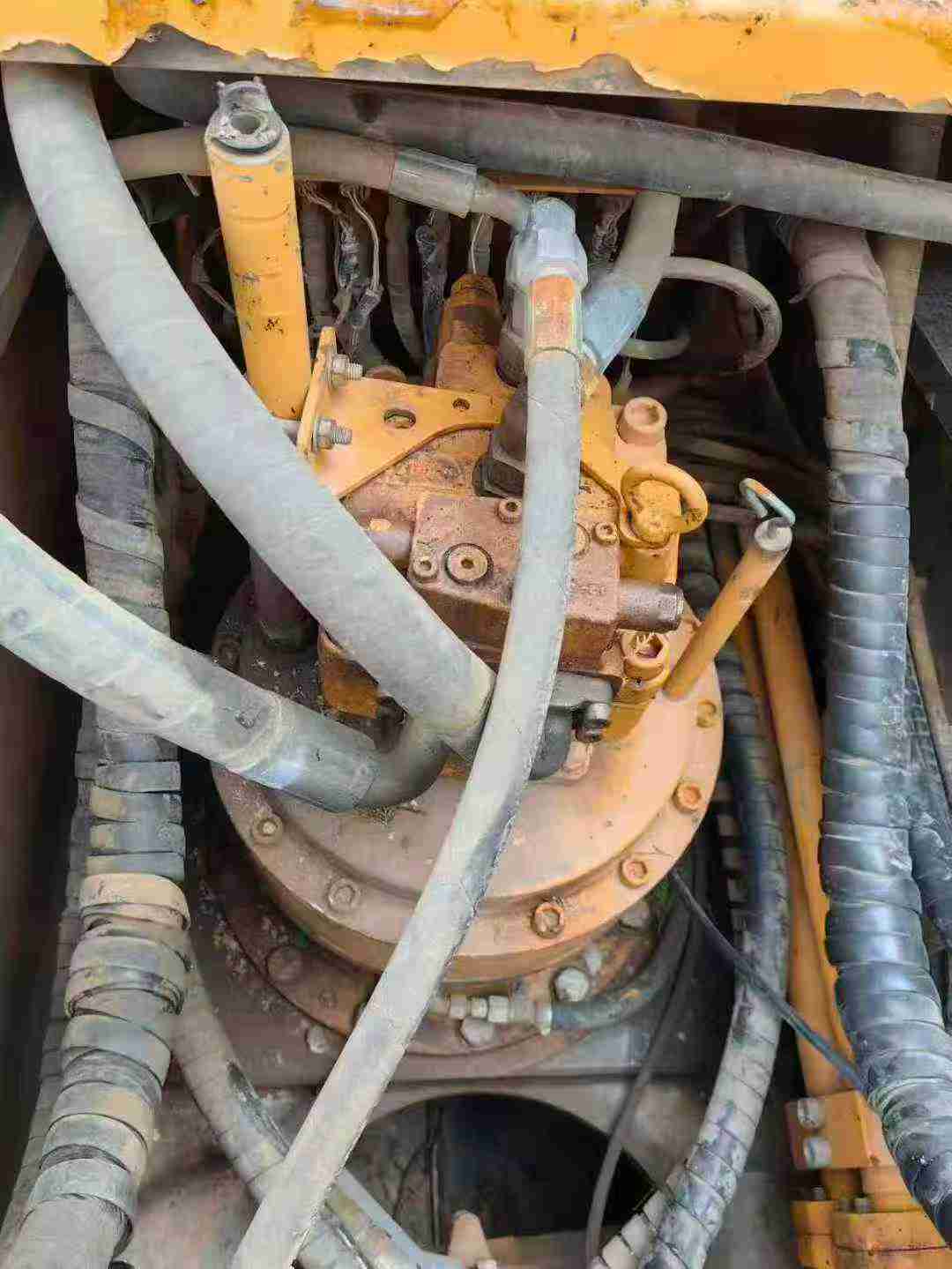 Used Sany SW305K Excavator 2015 Model / 5