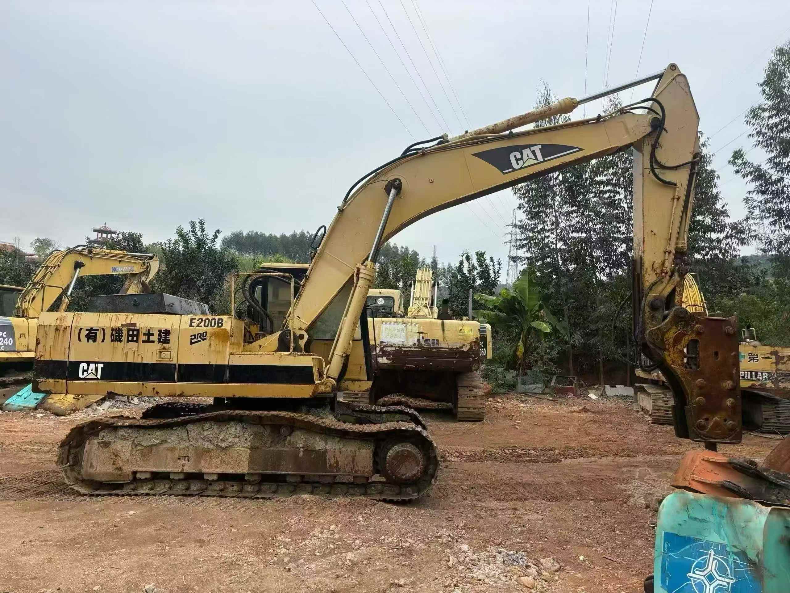 Used Caterpillar CT20 Excavator 2016 Model / 2