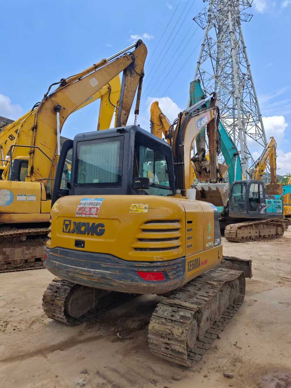 Used XCMG XE60 Excavator 2022 Model / 8