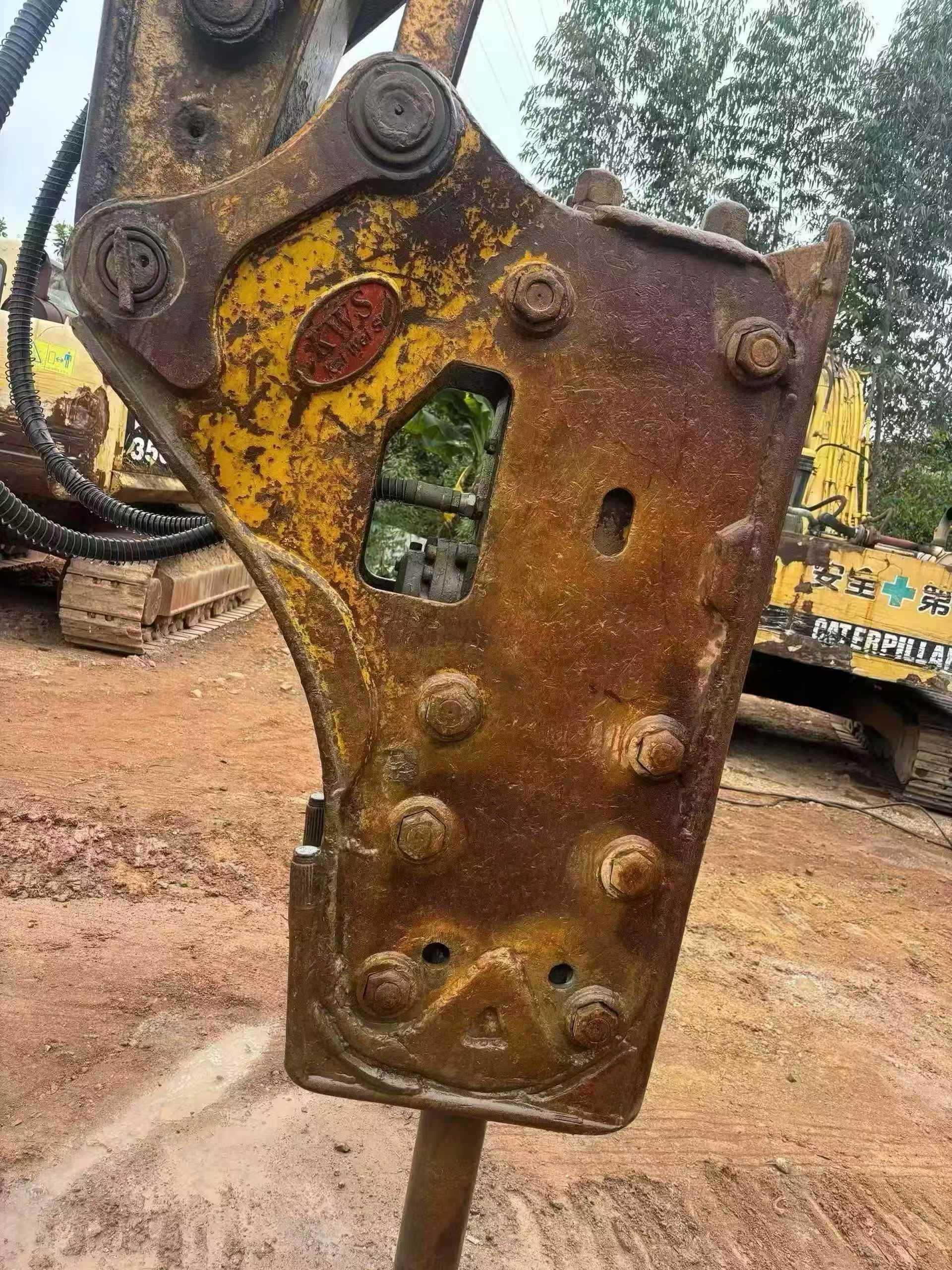 Used Caterpillar CT20 Excavator 2016 Model / 7