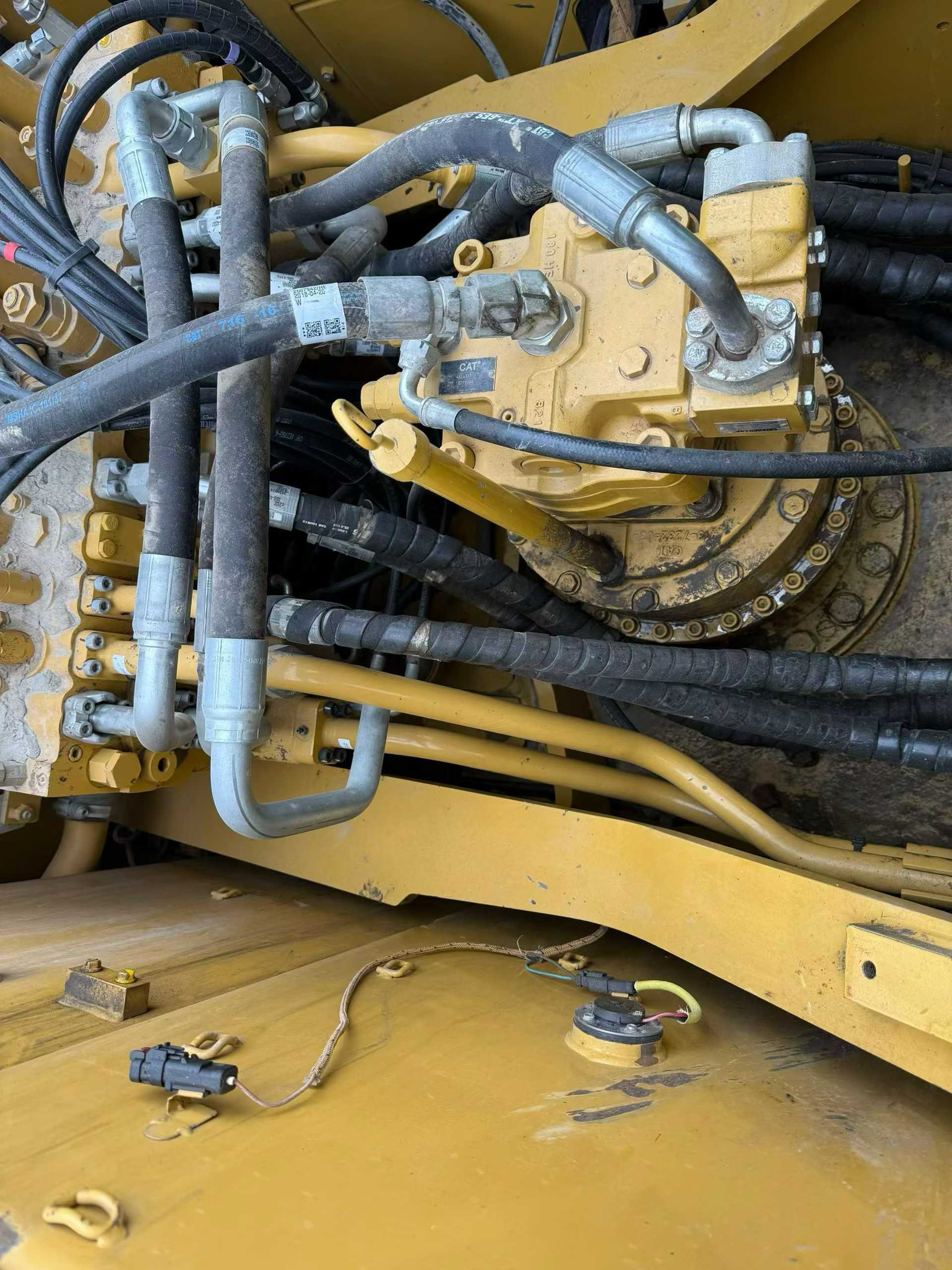 Used Caterpillar 326DL Excavator 2018 Model / 6