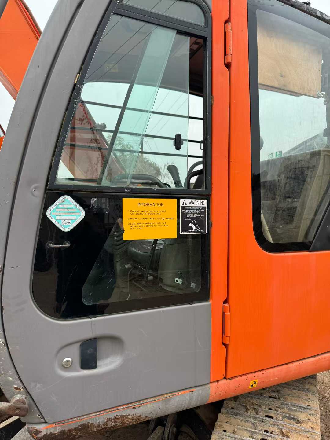 Used Hitachi ZX70 Excavator 2012 Model / 4