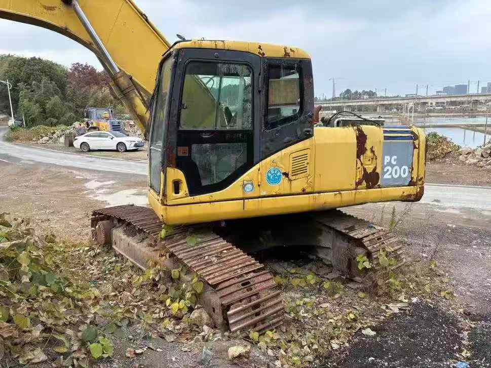 Used Komatsu PW200-7 Excavator 2016 Model / 2
