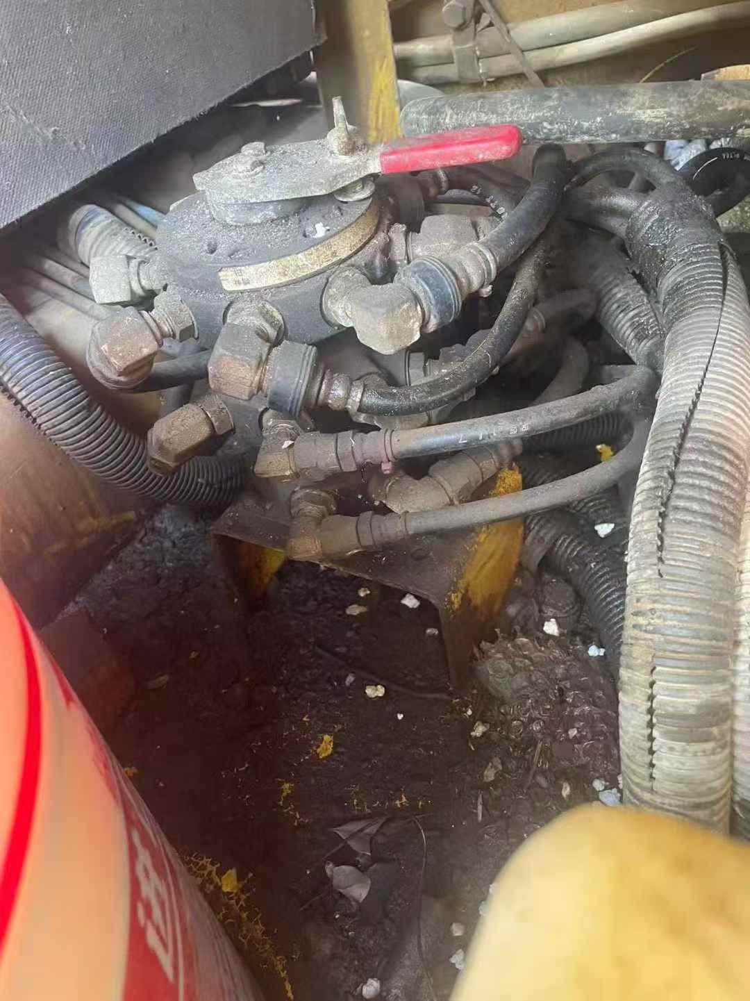 Used Komatsu PC200-8 Excavator 2016 Model / 3