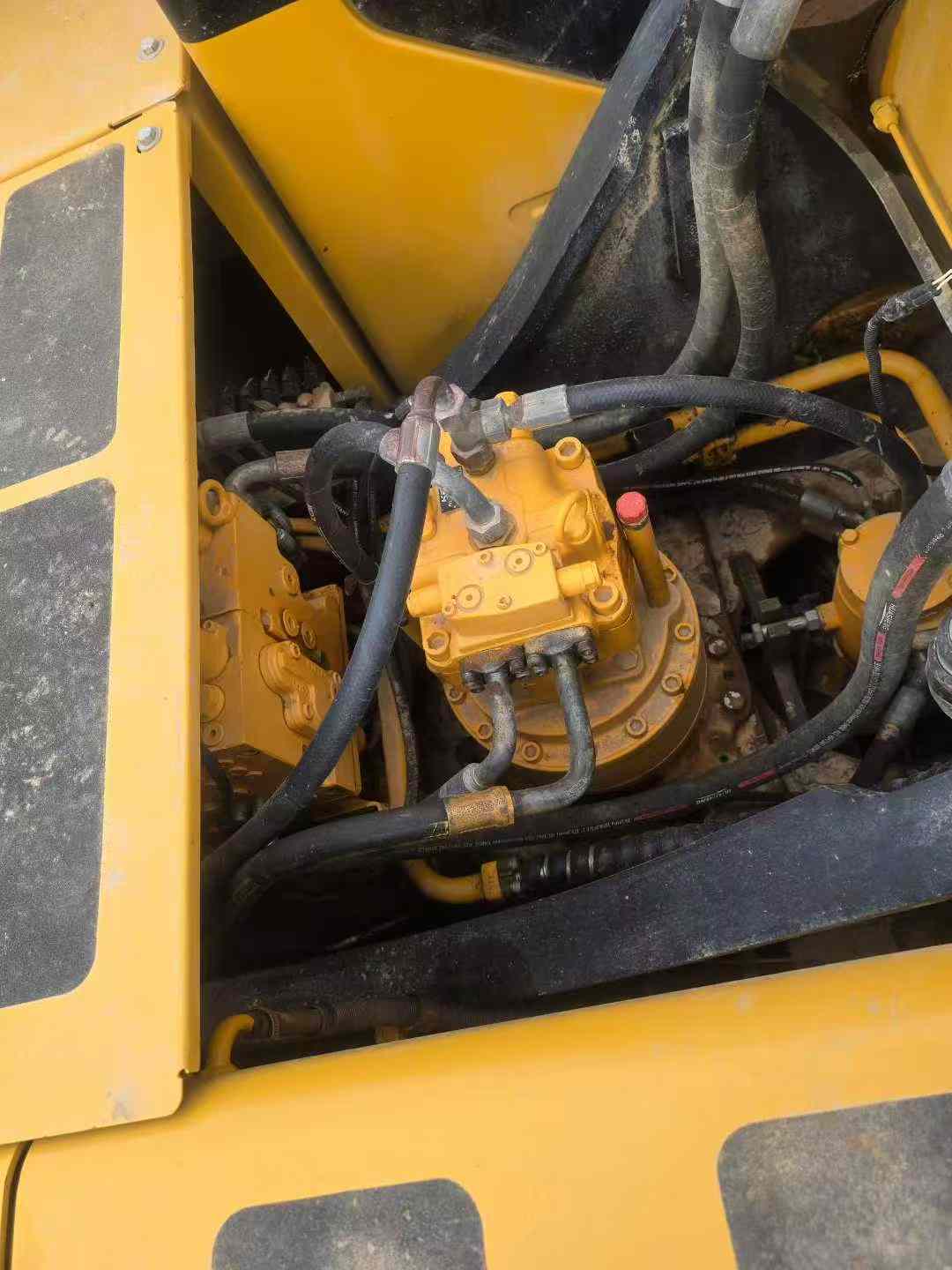 Used Sany SY205H Excavator 2015 Model / 5