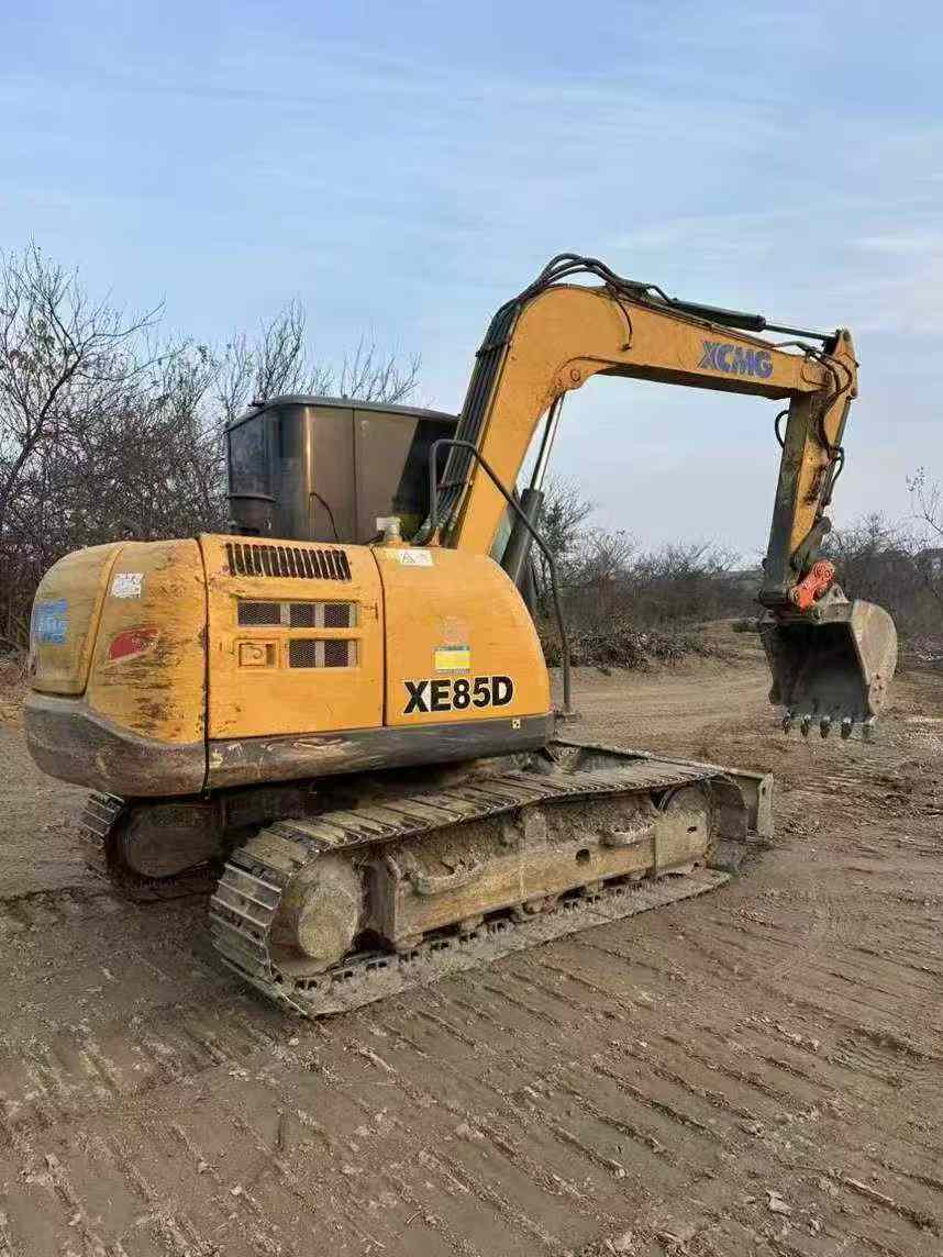 Used XCMG XE75C Excavator 2018 Model / 3