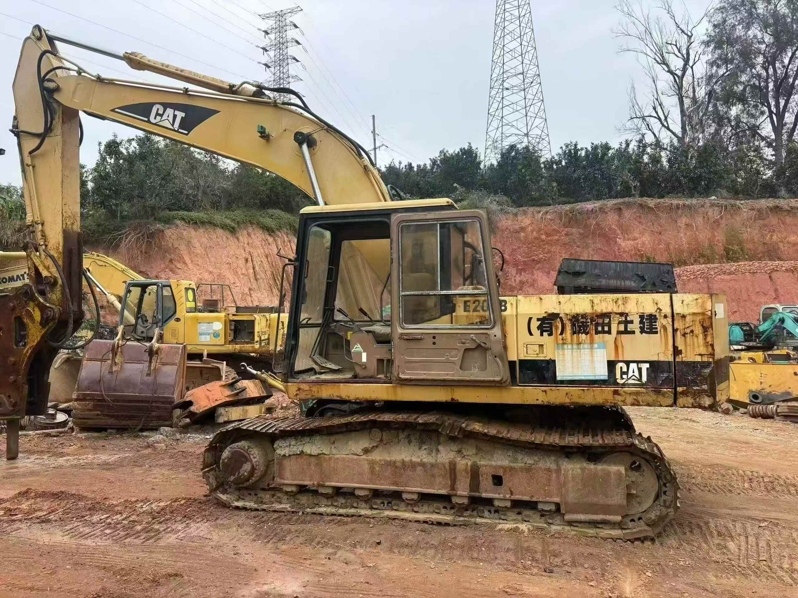 Used Caterpillar CT20 Excavator 2016 Model / 3