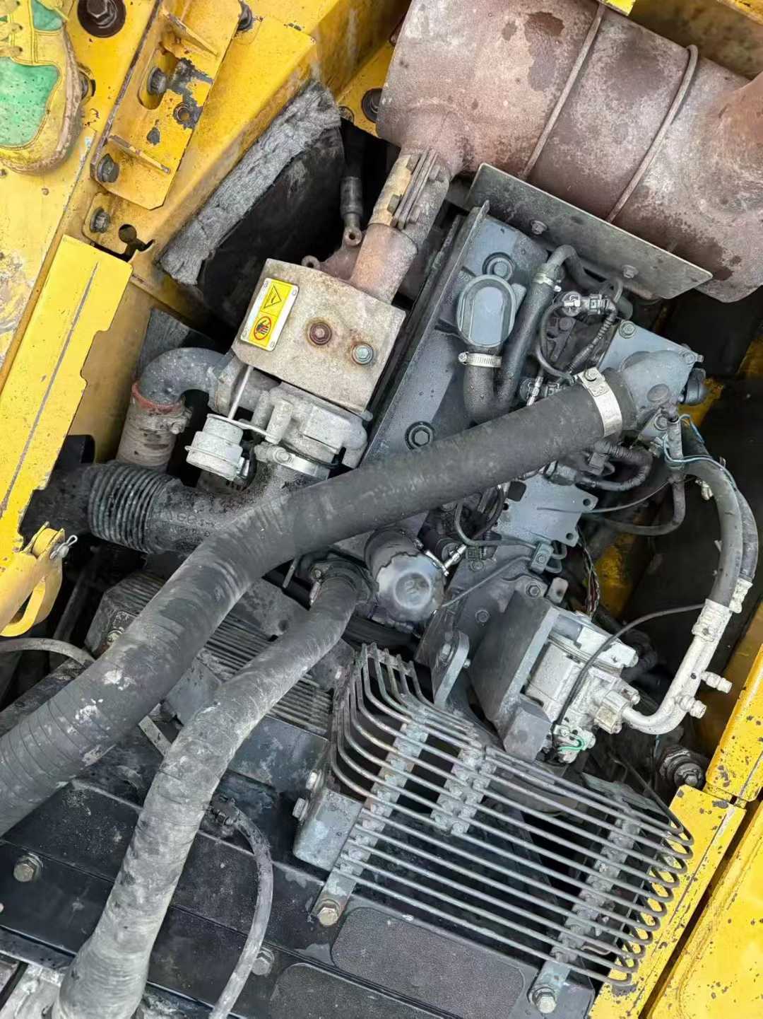 Used Komatsu PC120-8 Excavator 2016 Model / 7