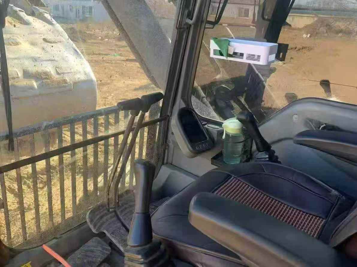 Used Volvo EC60D Excavator 2016 Model / 6