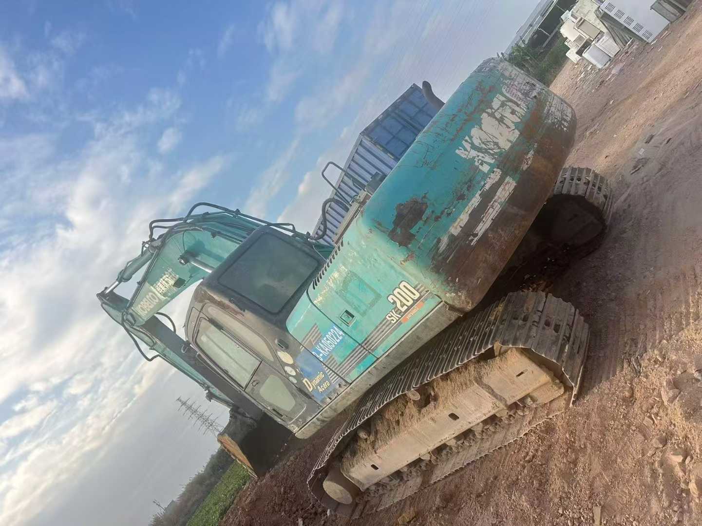 Used Kobelco SK200 Excavator 2016 Model / 2