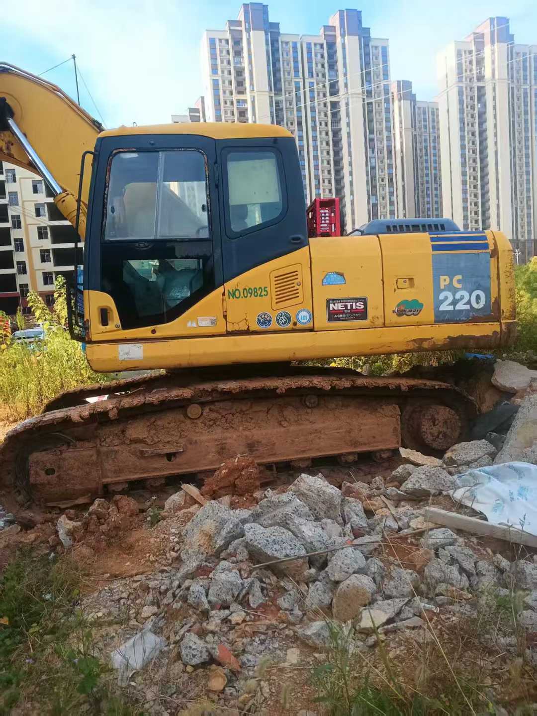 Used Komatsu PC200 Excavator 2016 Model / 2