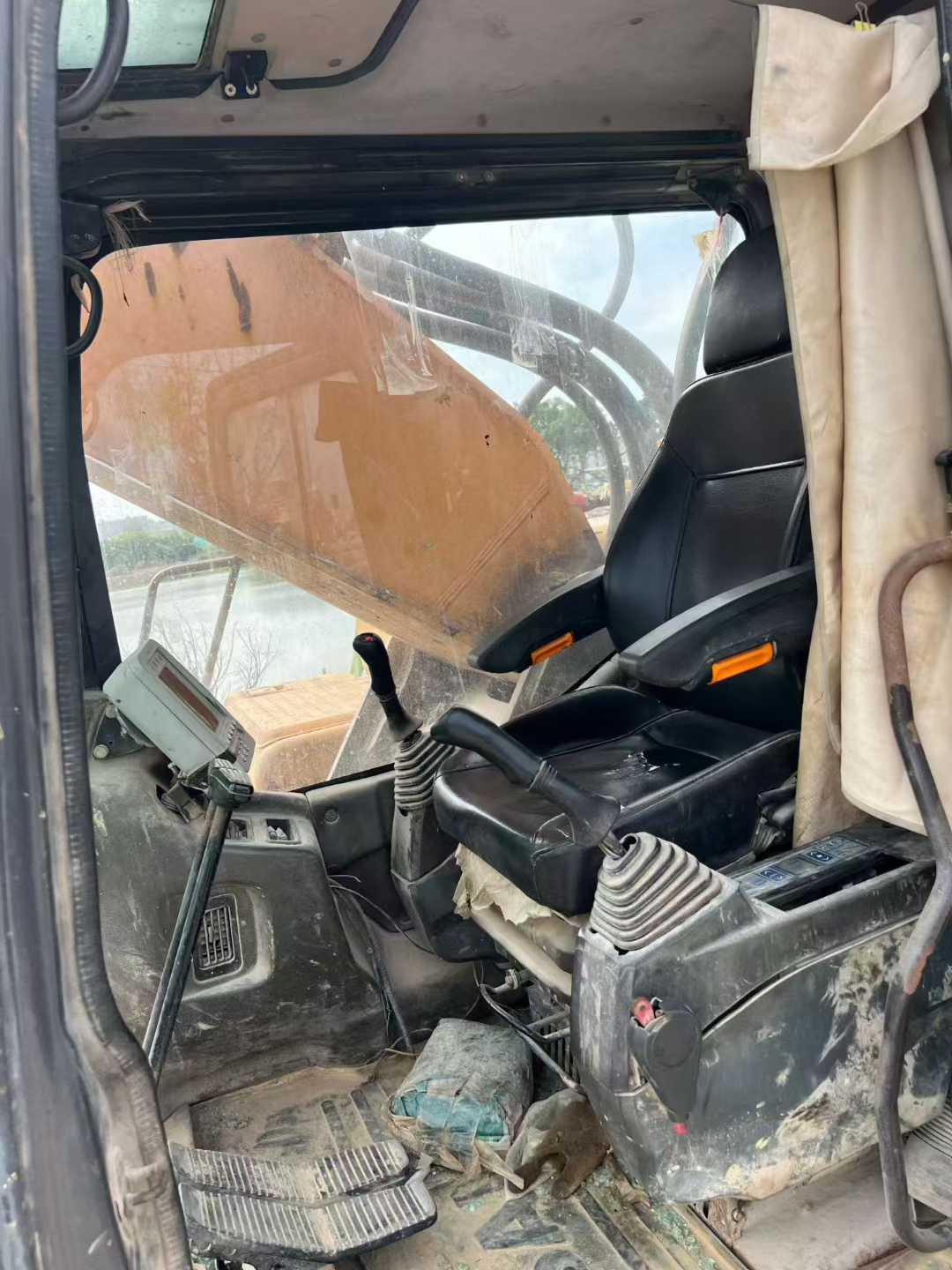 Used Sany SY85 Excavator 2016 Model / 4