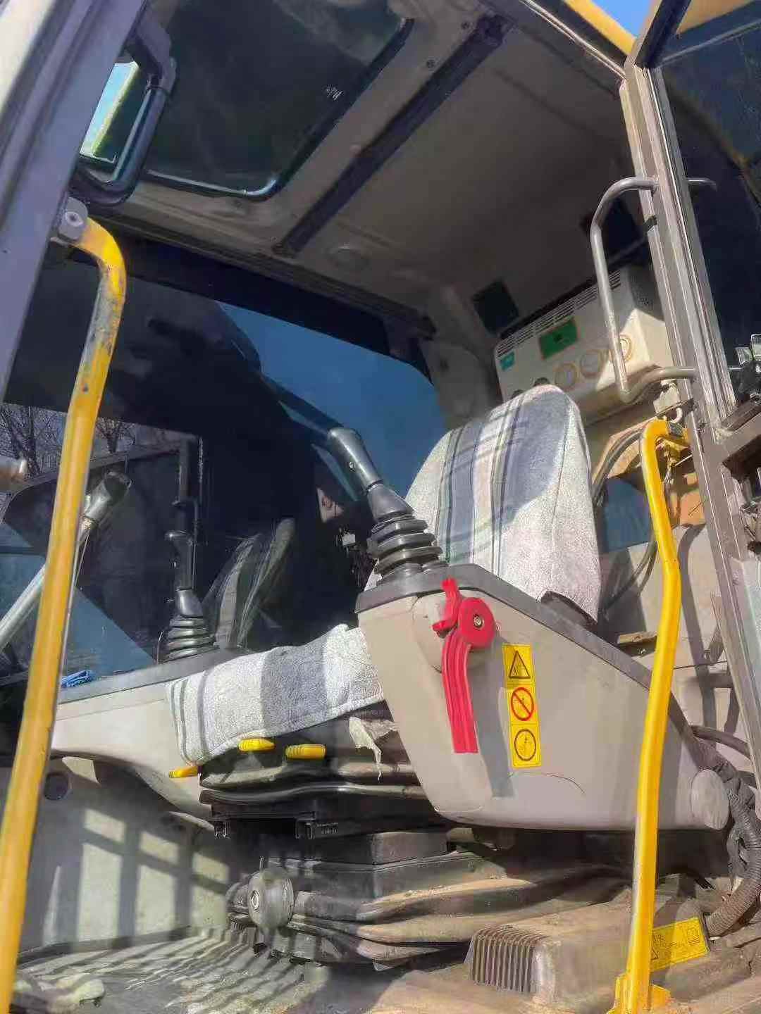 Used Volvo EC80D Excavator 2016 Model / 6