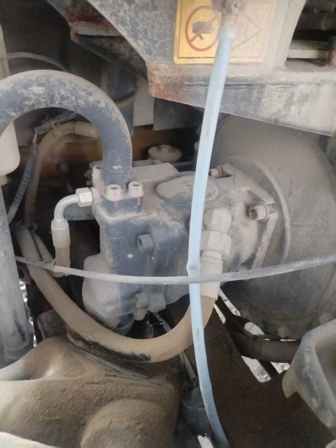 Used XCMG XE60 Excavator 2016 Model / 4