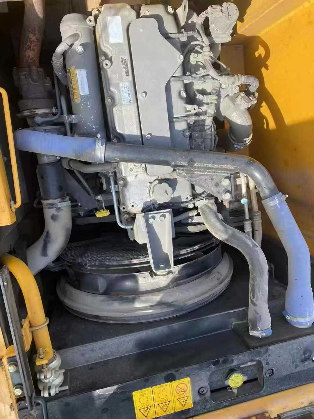 Used Kato HD512V Excavator 2016 Model / 8