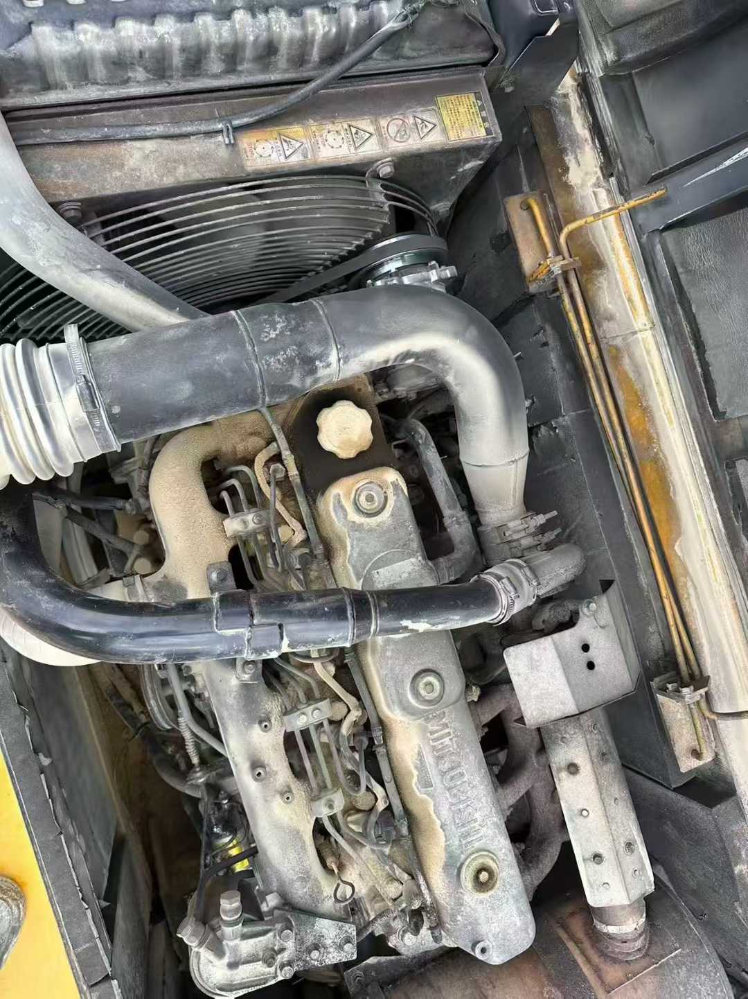 Used Kato HD820 Excavator 2016 Model / 8