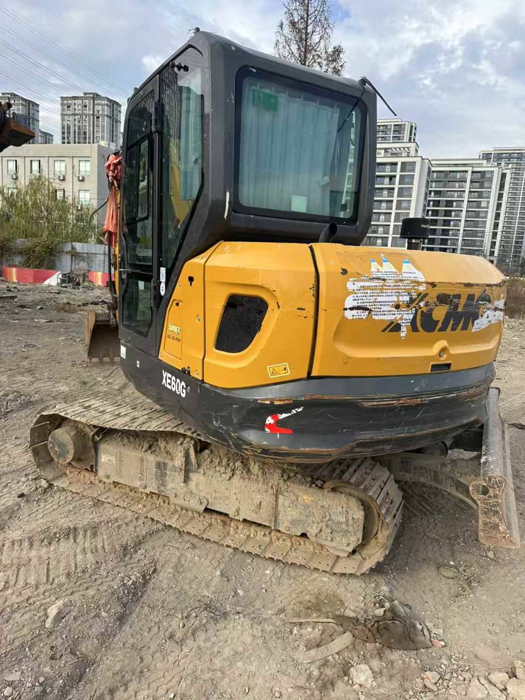 Used XCMG XE60 Excavator 2023 Model / 3