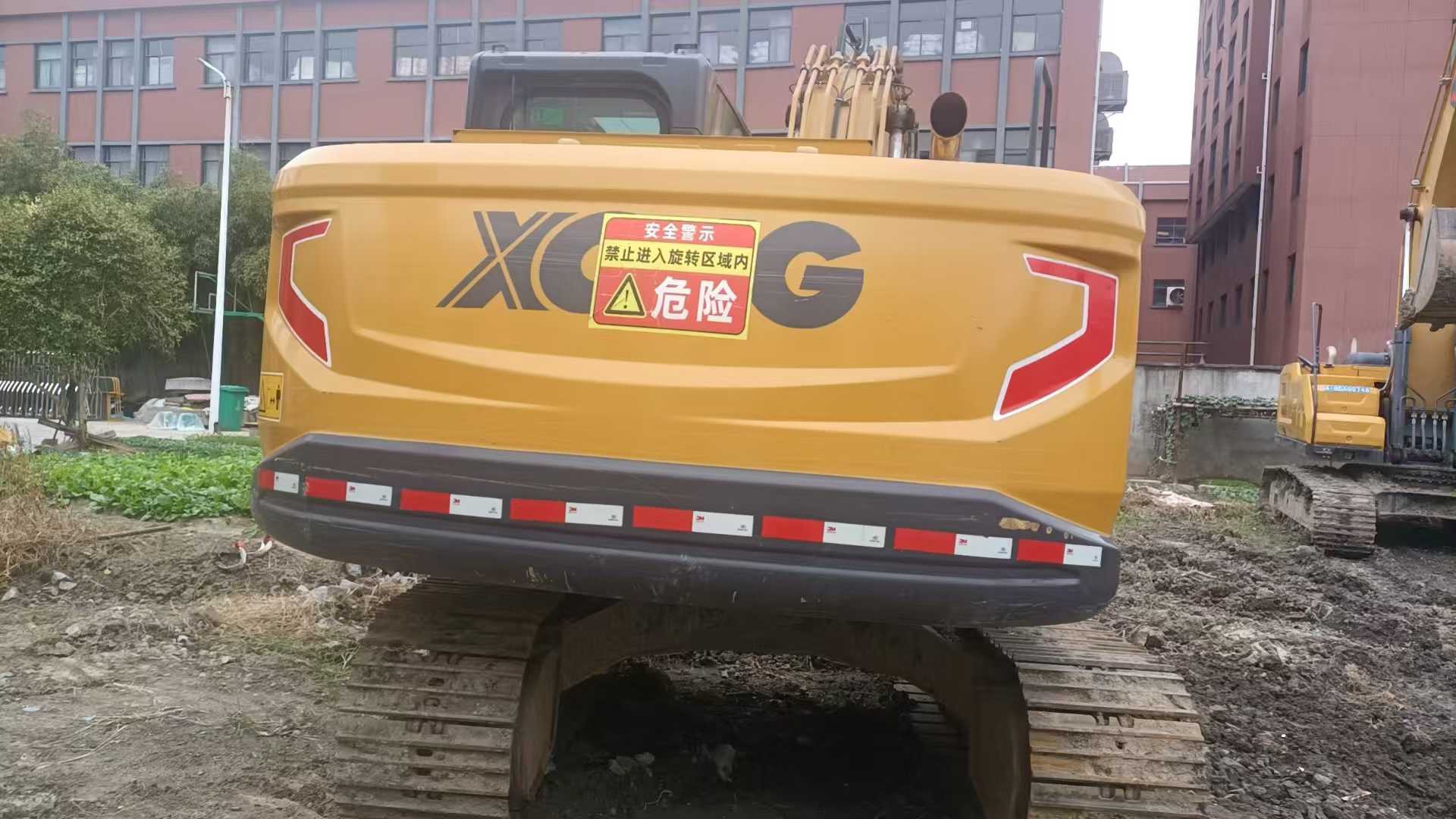 Used XCMG LW200 Excavator 2025 Model / 4