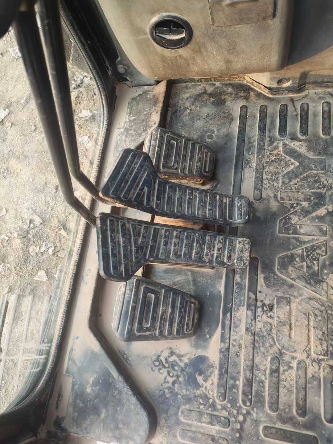 Used Sany SY215W Excavator 2017 Model / 8