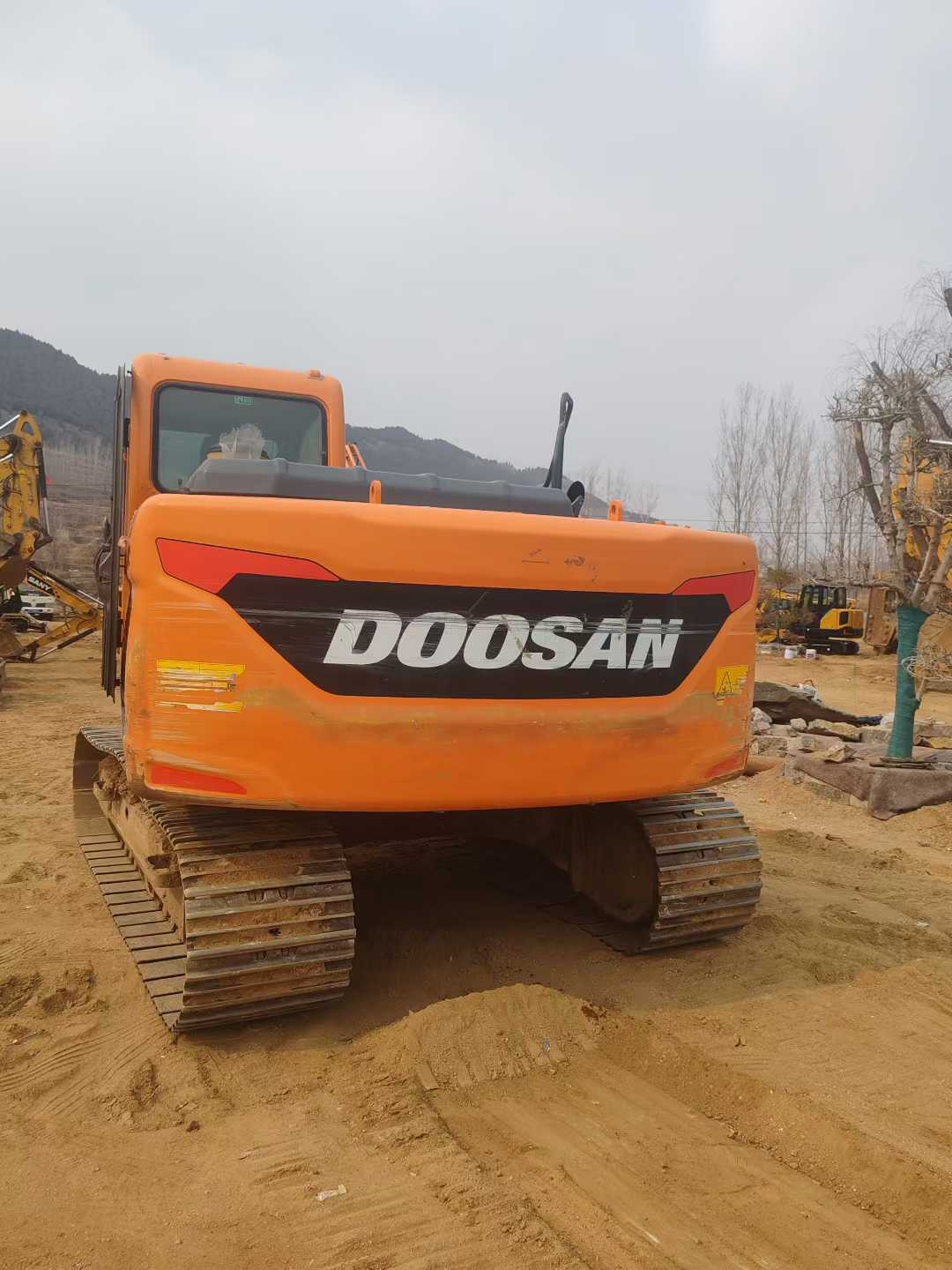 Used Doosan DX500 Excavator 2020 Model / 3