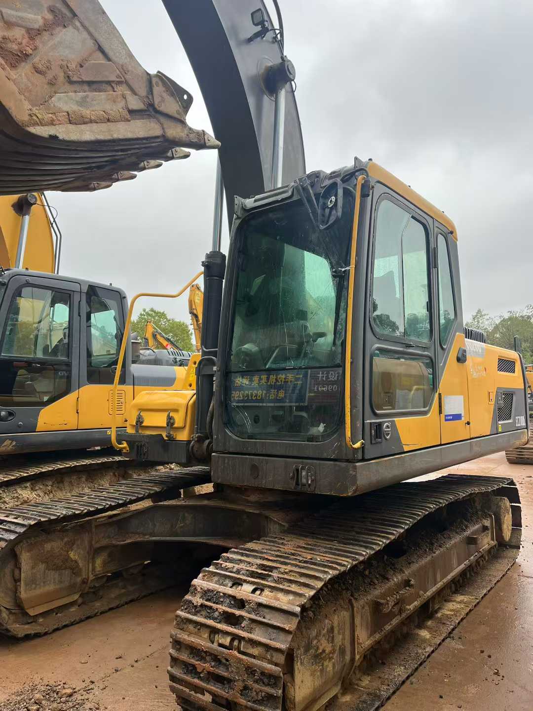 Used Volvo EC200 Excavator 2019 Model / 9