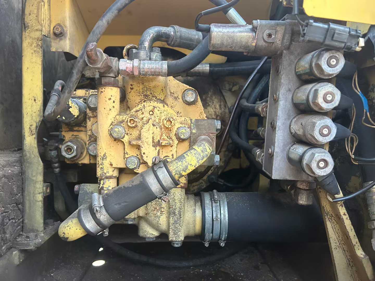 Used Komatsu PC120-6 Excavator 2016 Model / 6