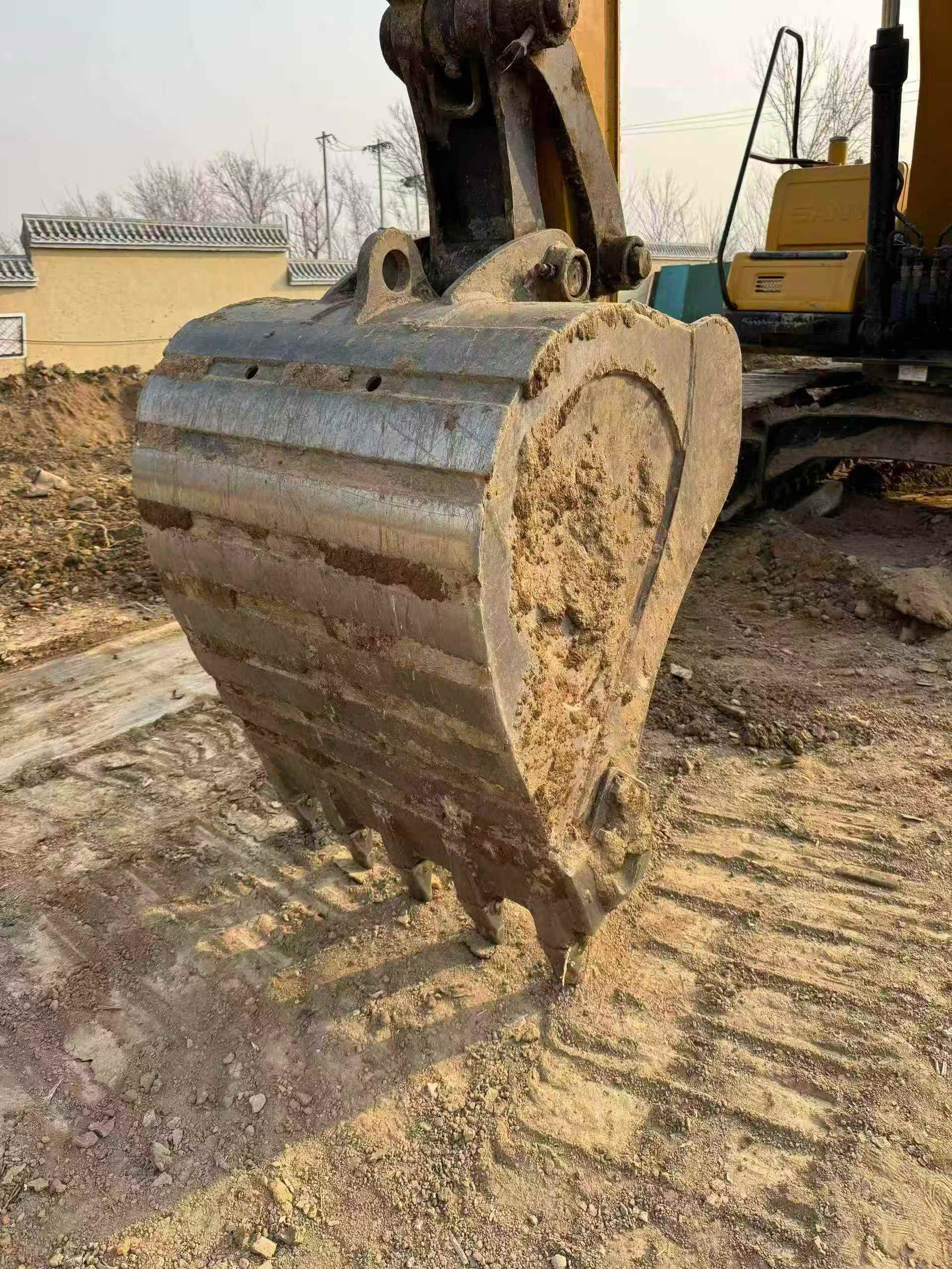 Used Sany SY135 Excavator 2017 Model / 5