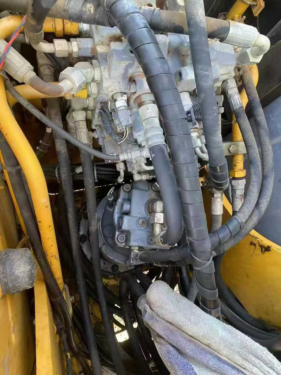 Used Kato HD512V Excavator 2016 Model / 7