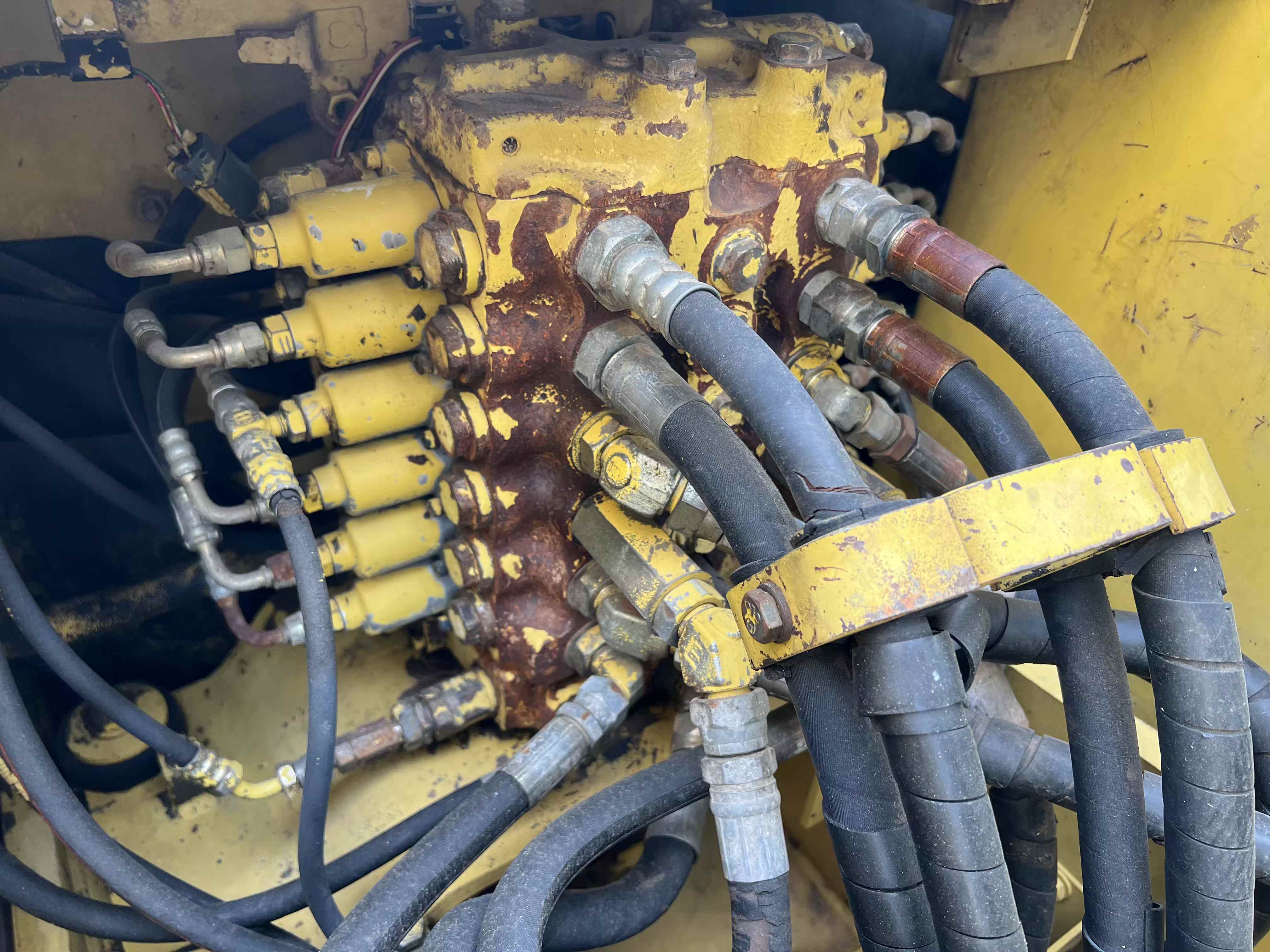 Used Komatsu PC120-6 Excavator 2016 Model / 5