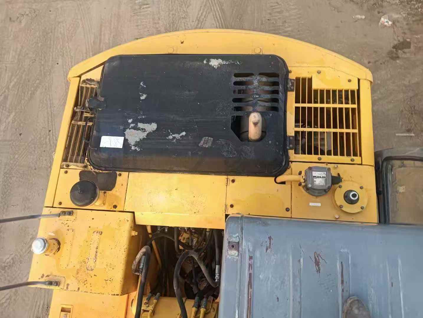 Used Kato HD512R Excavator 2016 Model / 7