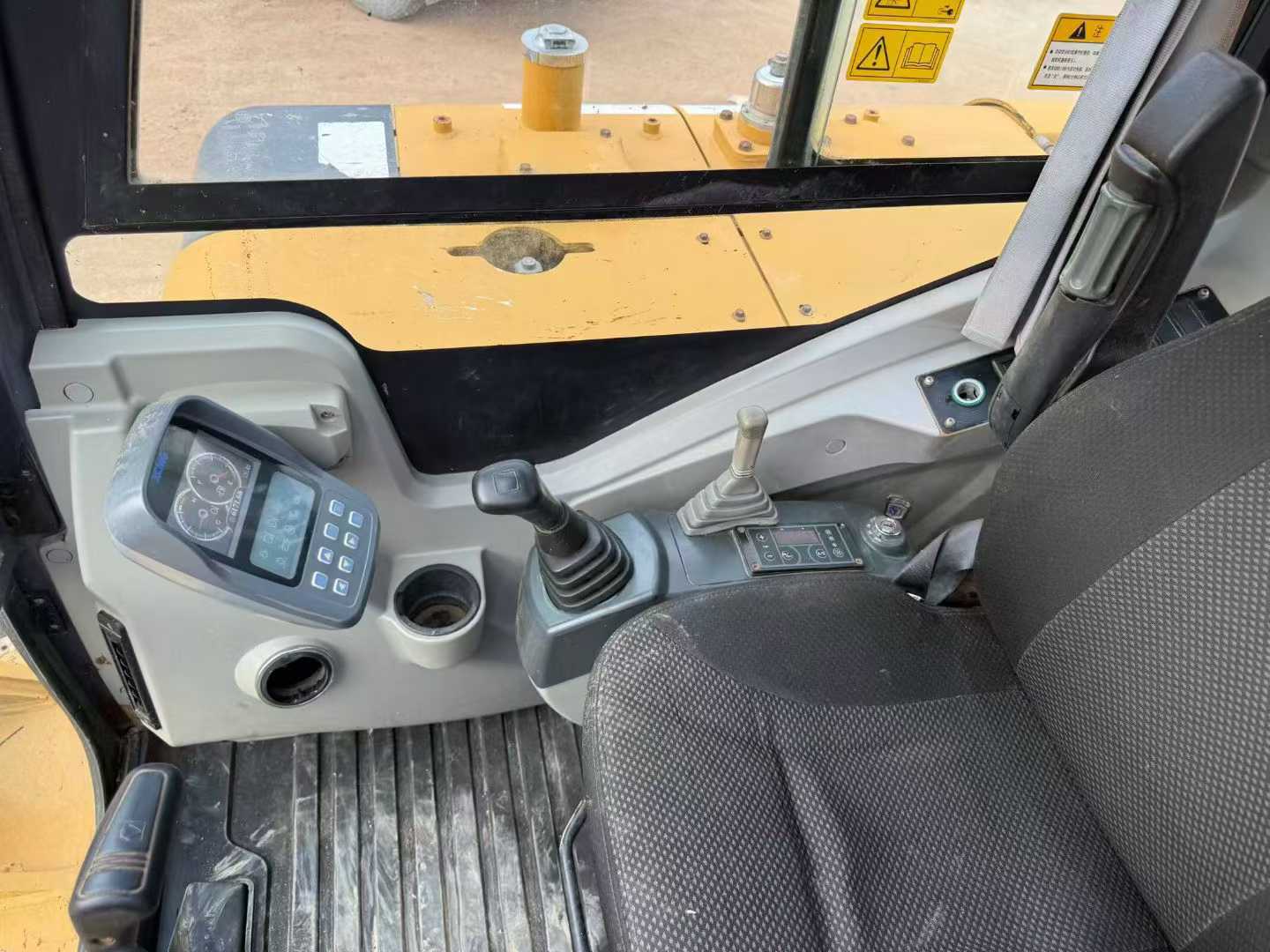 Used XCMG XE60 Excavator 2021 Model / 6