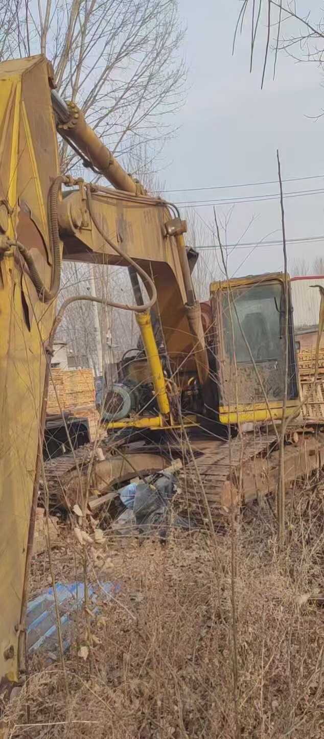 Used Komatsu PC220 Excavator 2016 Model / 2