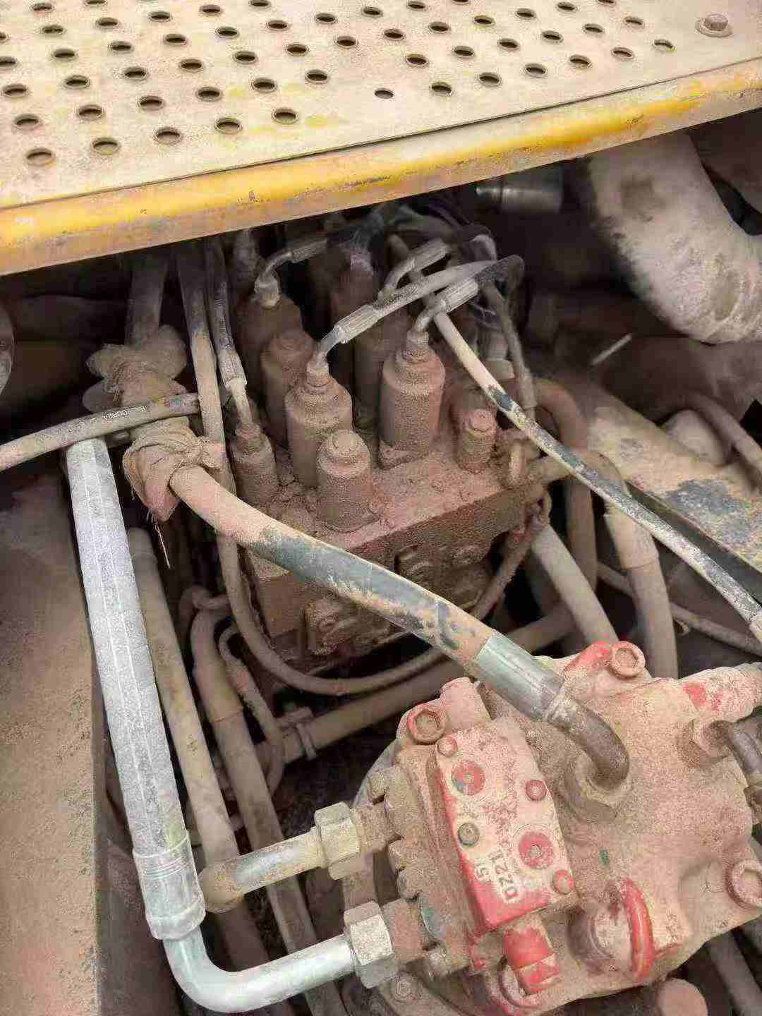 Used XCMG XE270GK Excavator 2019 Model / 4