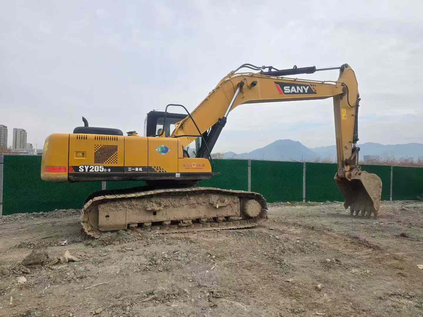 Used Sany SY205H Excavator 2015 Model / 8